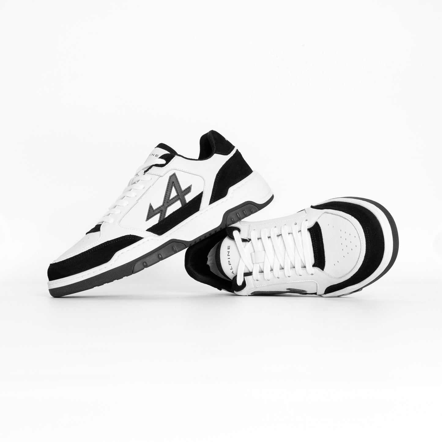 SNEAKER SUPER LEGGERA NOIRE — ALPINE X SAVOIR FAIRE